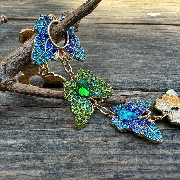 Green & Blue Sparkly Butterfly Gold Tone Rhinestone Crystal Adjustable Bracelet - Picture 8 of 12
